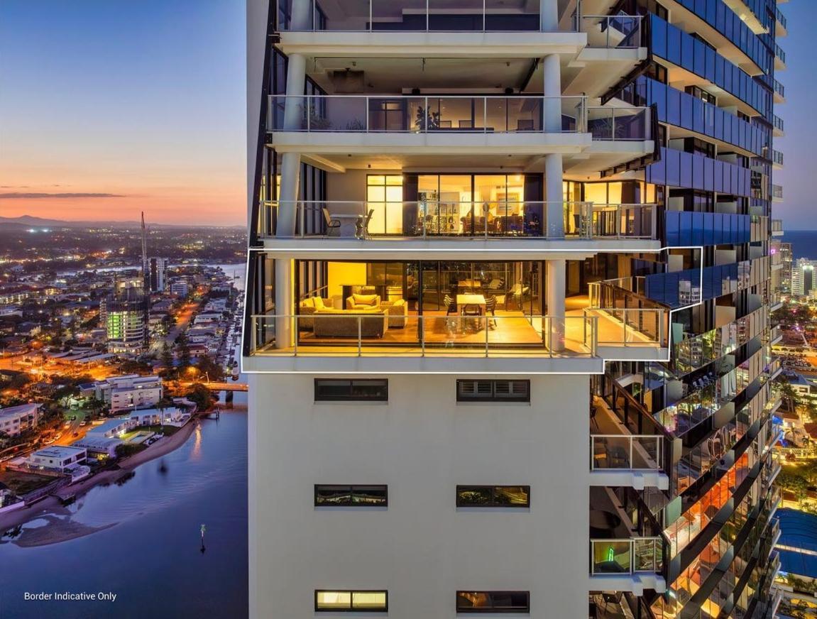 Circle On Cavill - Hosted By Coastal Letting Appartement Gold Coast Buitenkant foto